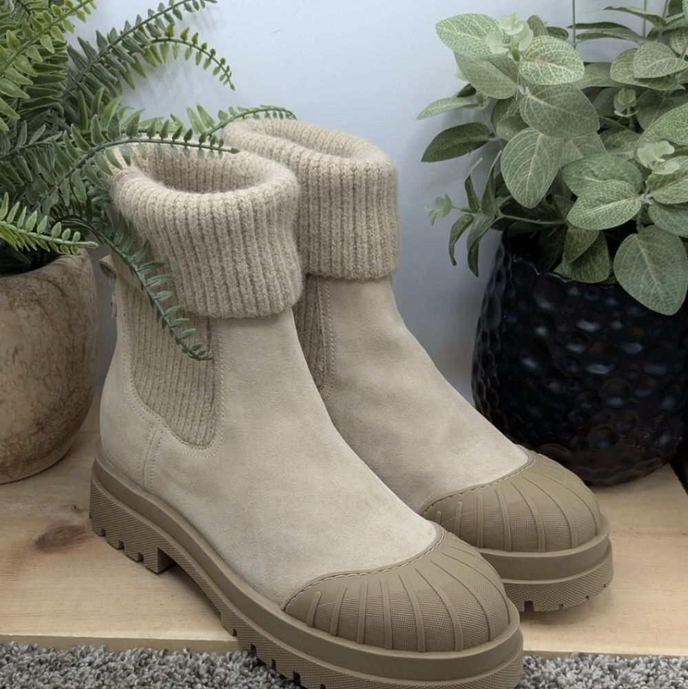 New Sam Edelman Steel Knit Chelsea Boots Women's Size 9 Warm Comfort Winter